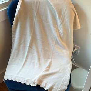 Cream Knit Baby Blanket with Scalloped Edges
